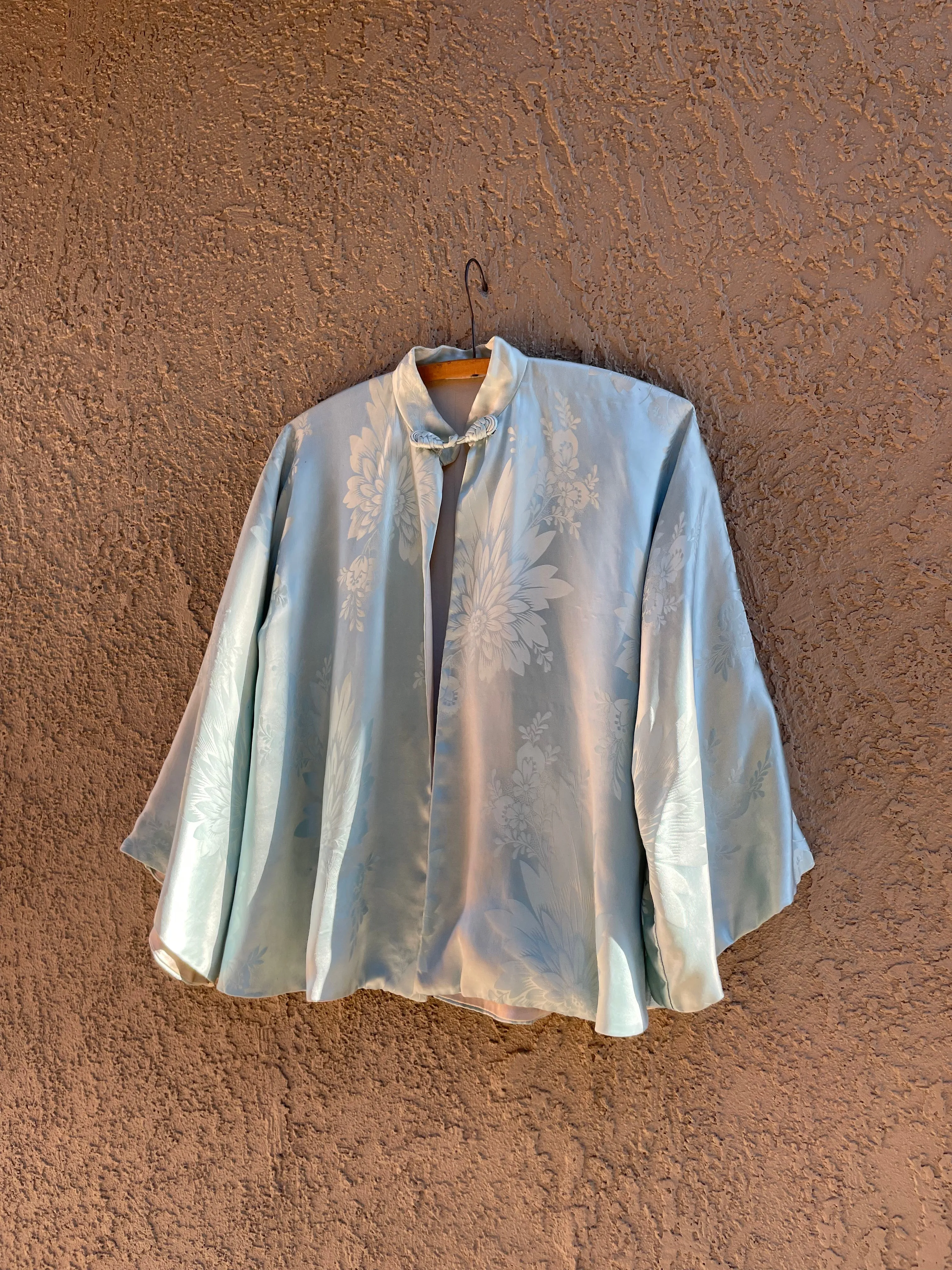 1920s 'Gumps of Honolulu & San Francisco’ Sumptuous Chrysanthemum Printed Silk Bell Sleeve Jacket