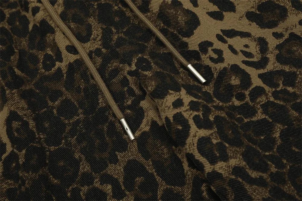 Fashion Leopard Print Cargo Shorts Men