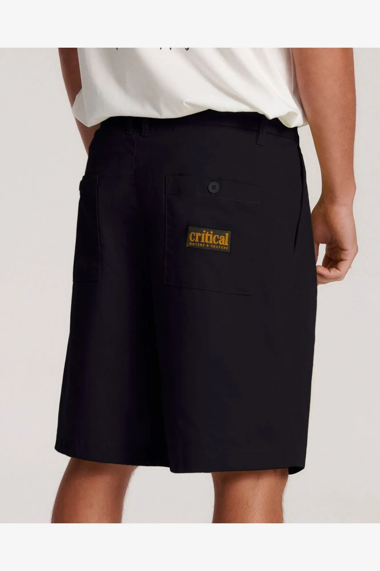HARRO PLEAT SHORT - BLACK