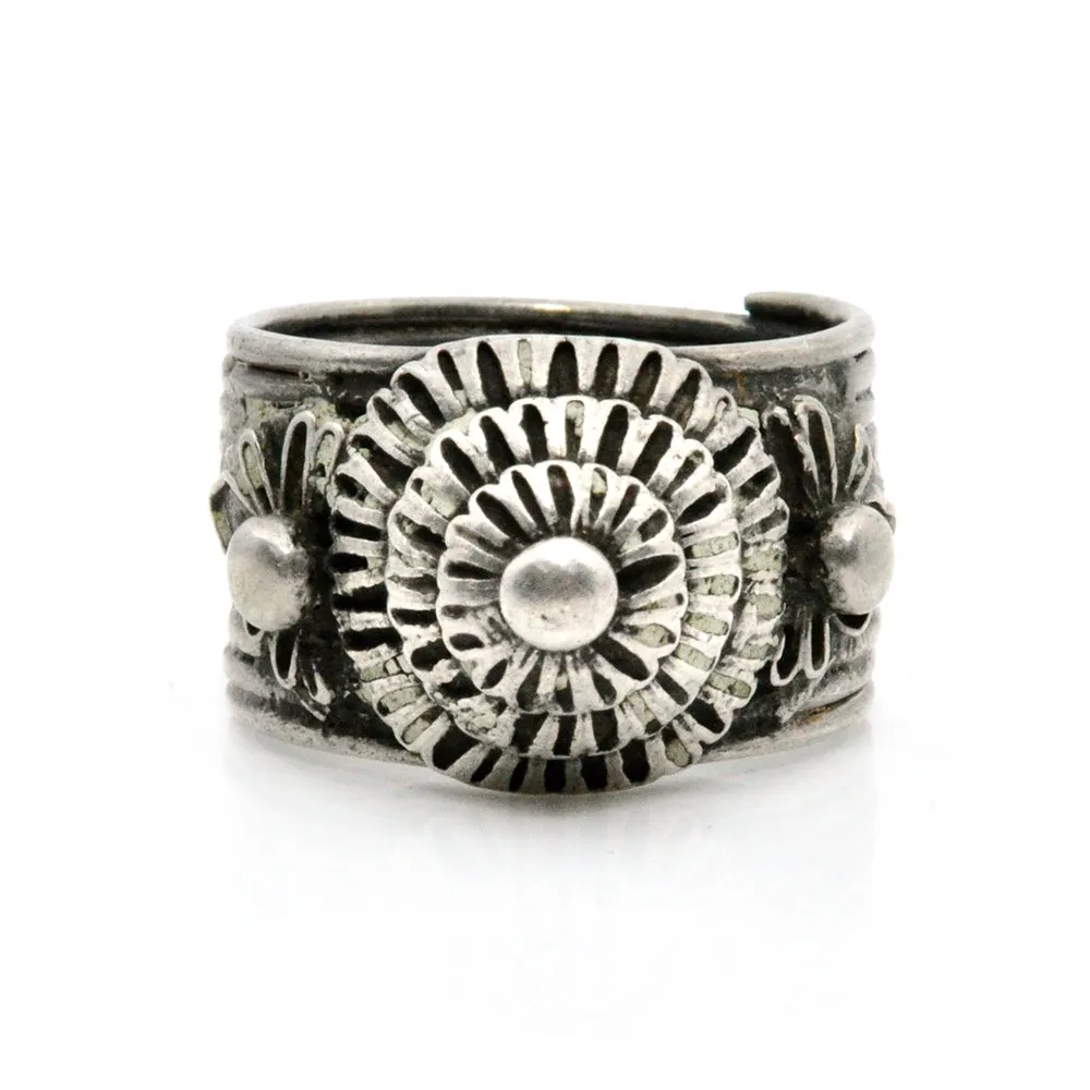 Laotian Blossom Ring