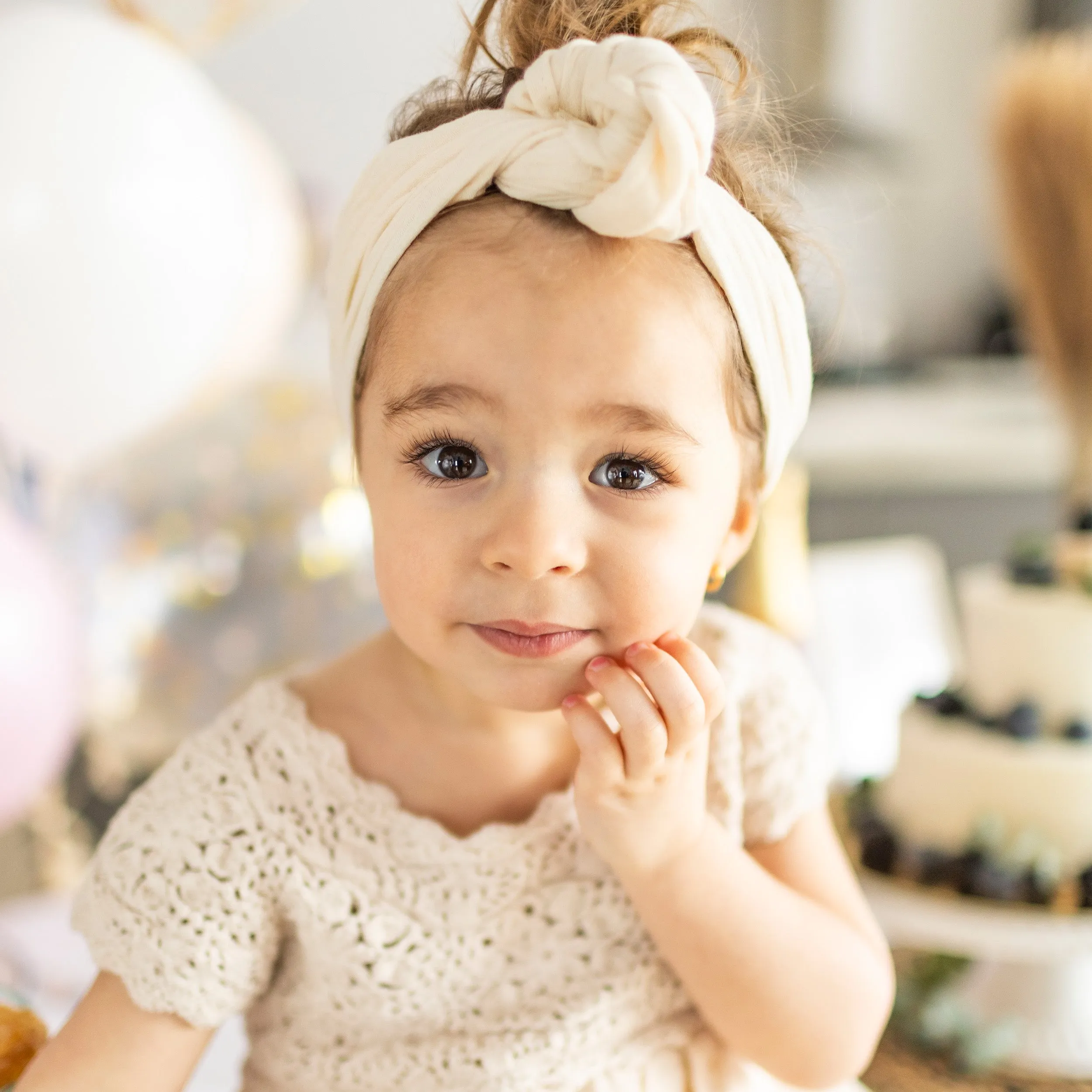 Robe en lin à manches courtes crème avec crochet, bébé || Cream short sleeves linen dress with crochet, baby