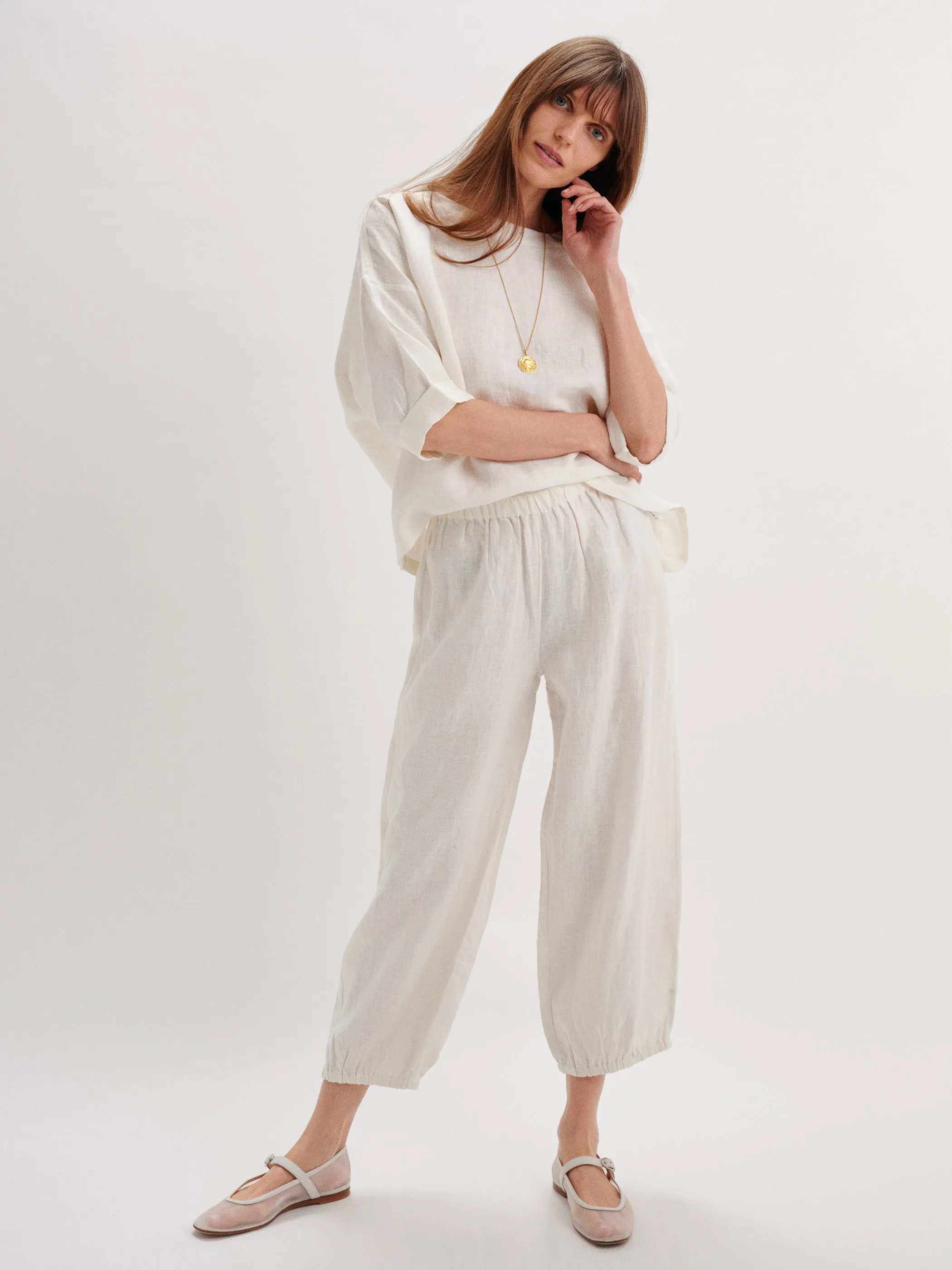The Delos Linen Pants