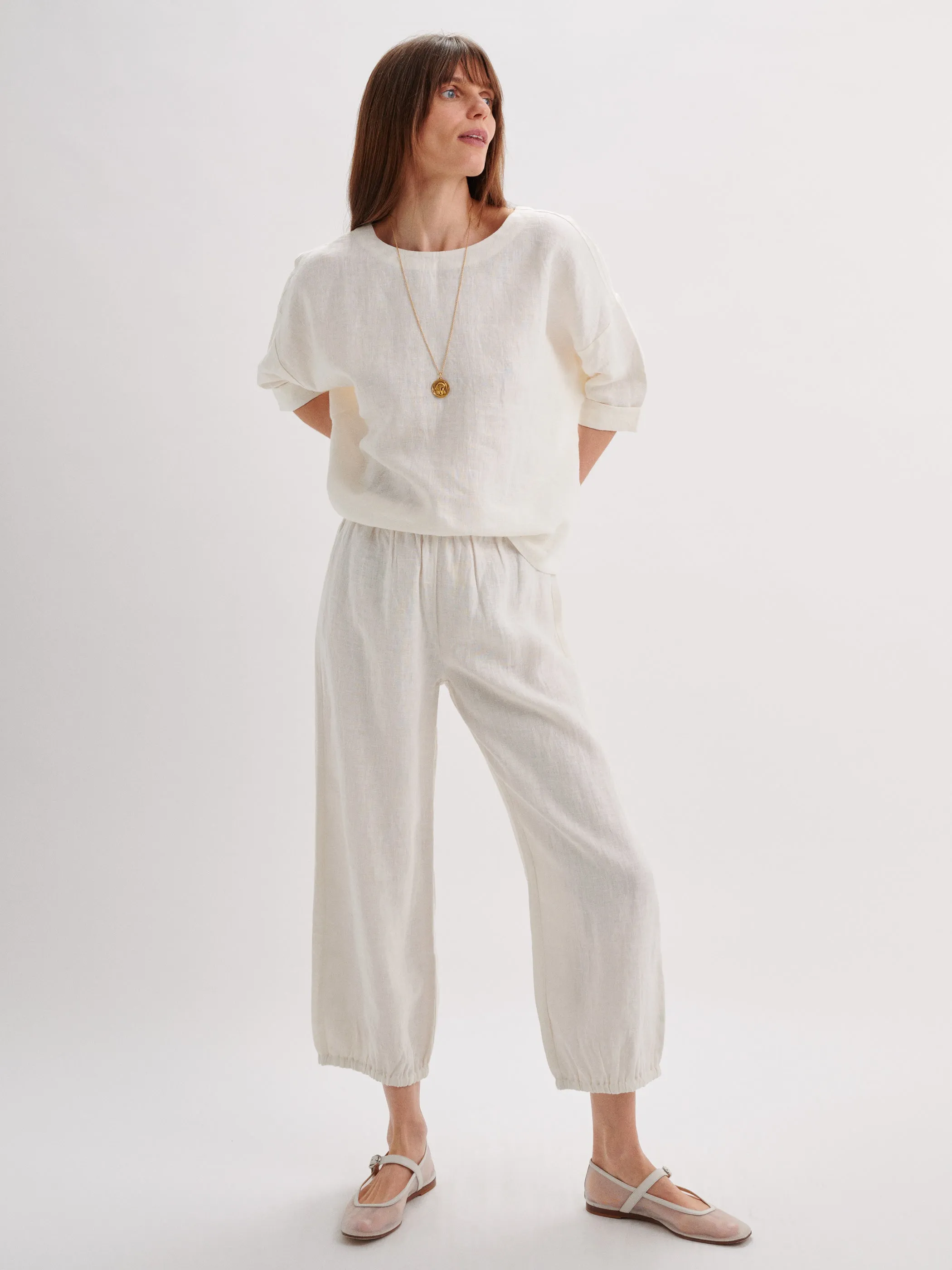 The Delos Linen Pants
