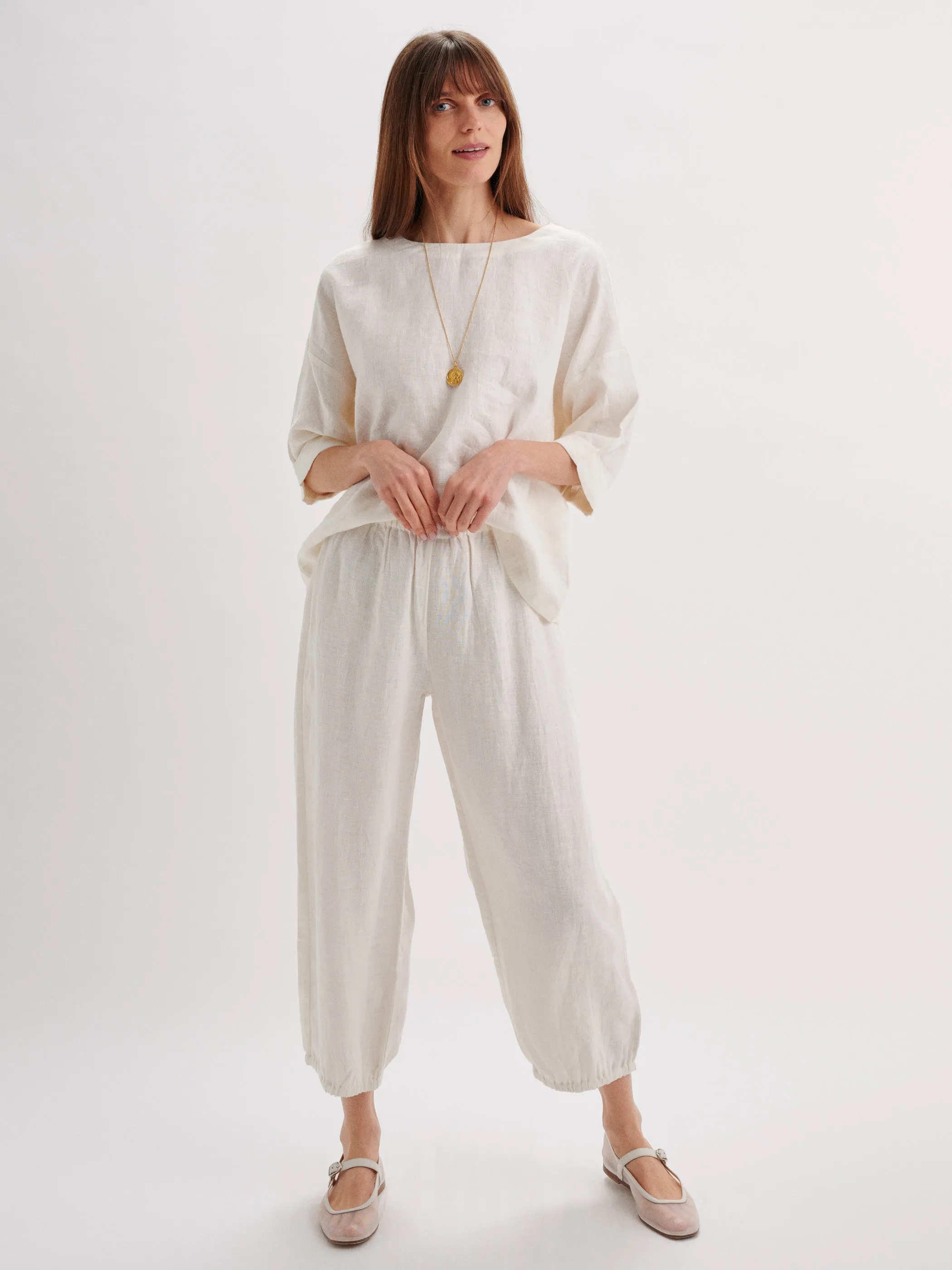 The Delos Linen Pants
